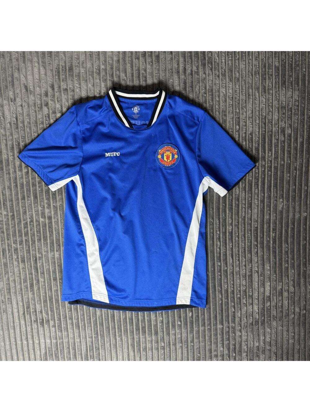 Manchester United blue jersey Size M